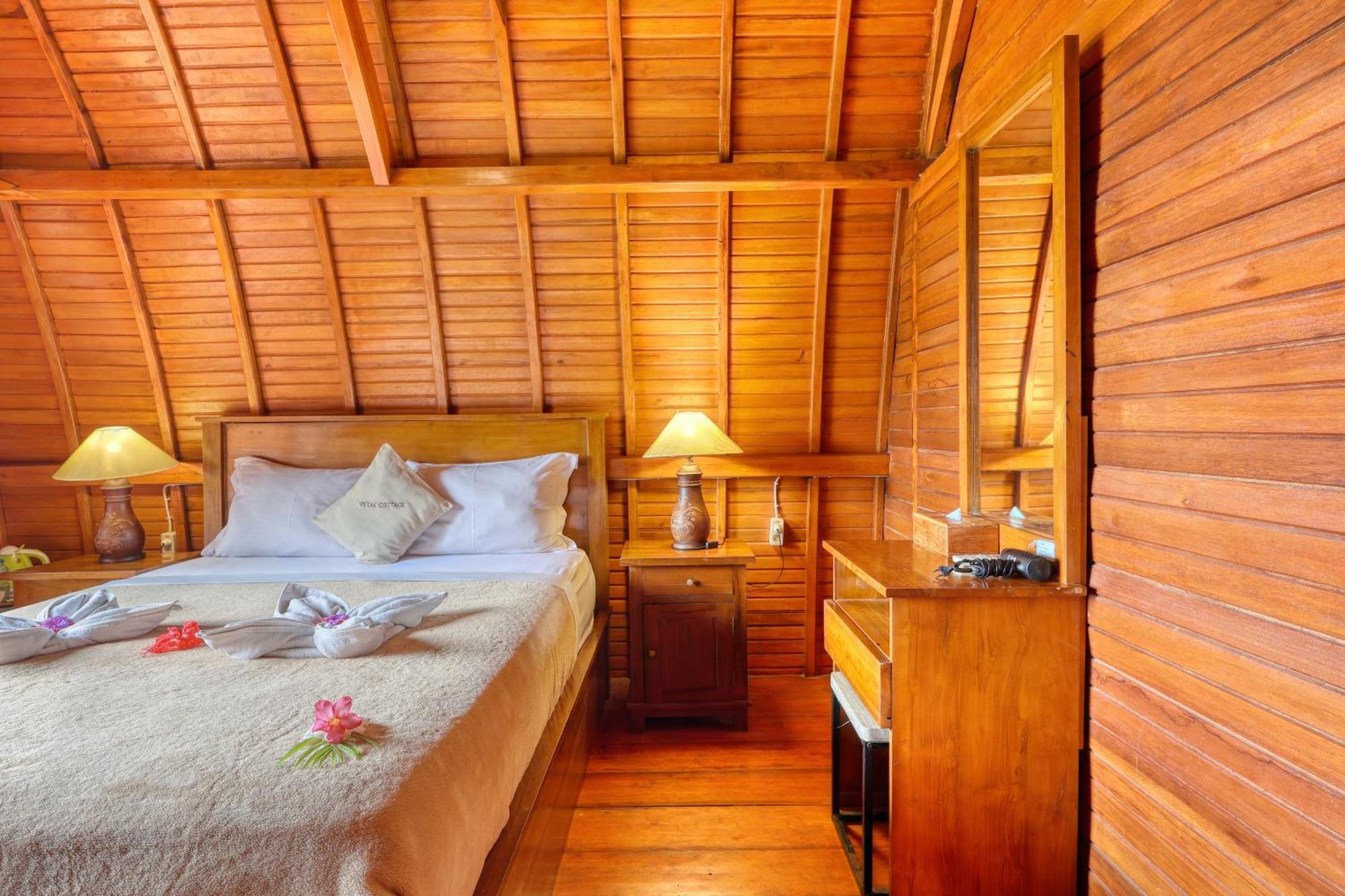 Petak Cottage Ped Екстер'єр фото